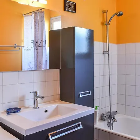 Stunning In Sur Mer W/ 3 Bedrooms Casa vacanze
